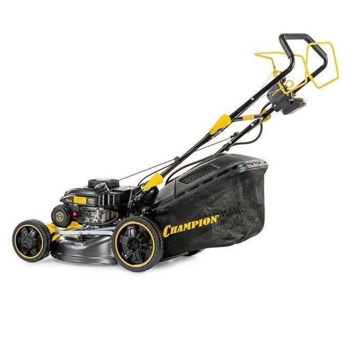 Бензиновая самоходная газонокосилка CHAMPION LM5130VSE (эл. старт)