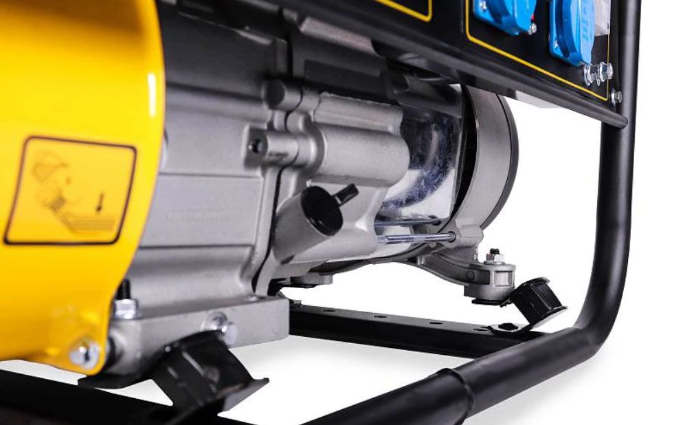 Бензиновый генератор CHAMPION GG2801