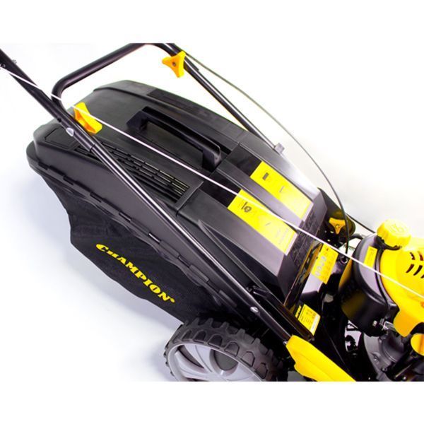 Бензиновая газонокосилка самоходная CHAMPION LM5345