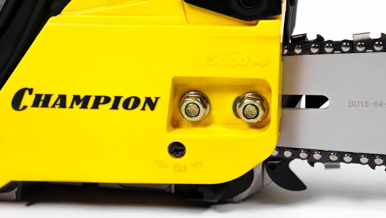 Бензиновая цепная пила CHAMPION A256-15 + АКЦИЯ - подарок