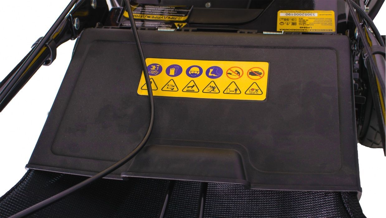 Бензиновая газонокосилка самоходная CHAMPION LM5645