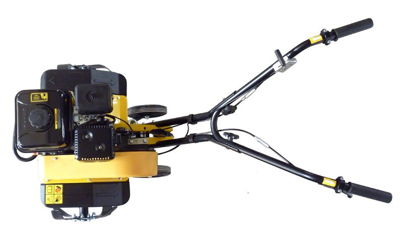 Бензиновый мотокультиватор CHAMPION BC5712